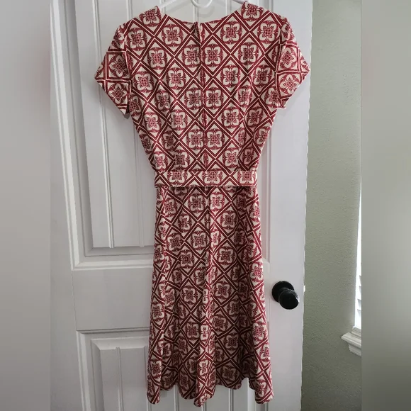 Heartbreaker Rust and Cream Swing Dress Size M - Picture 2 of 6